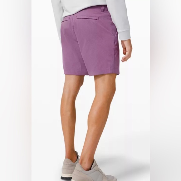 Lululemon - Men’s Commission Short Classic 7” - Sz: 33 - Color: Amethys/Velvet. - Picture 3 of 4